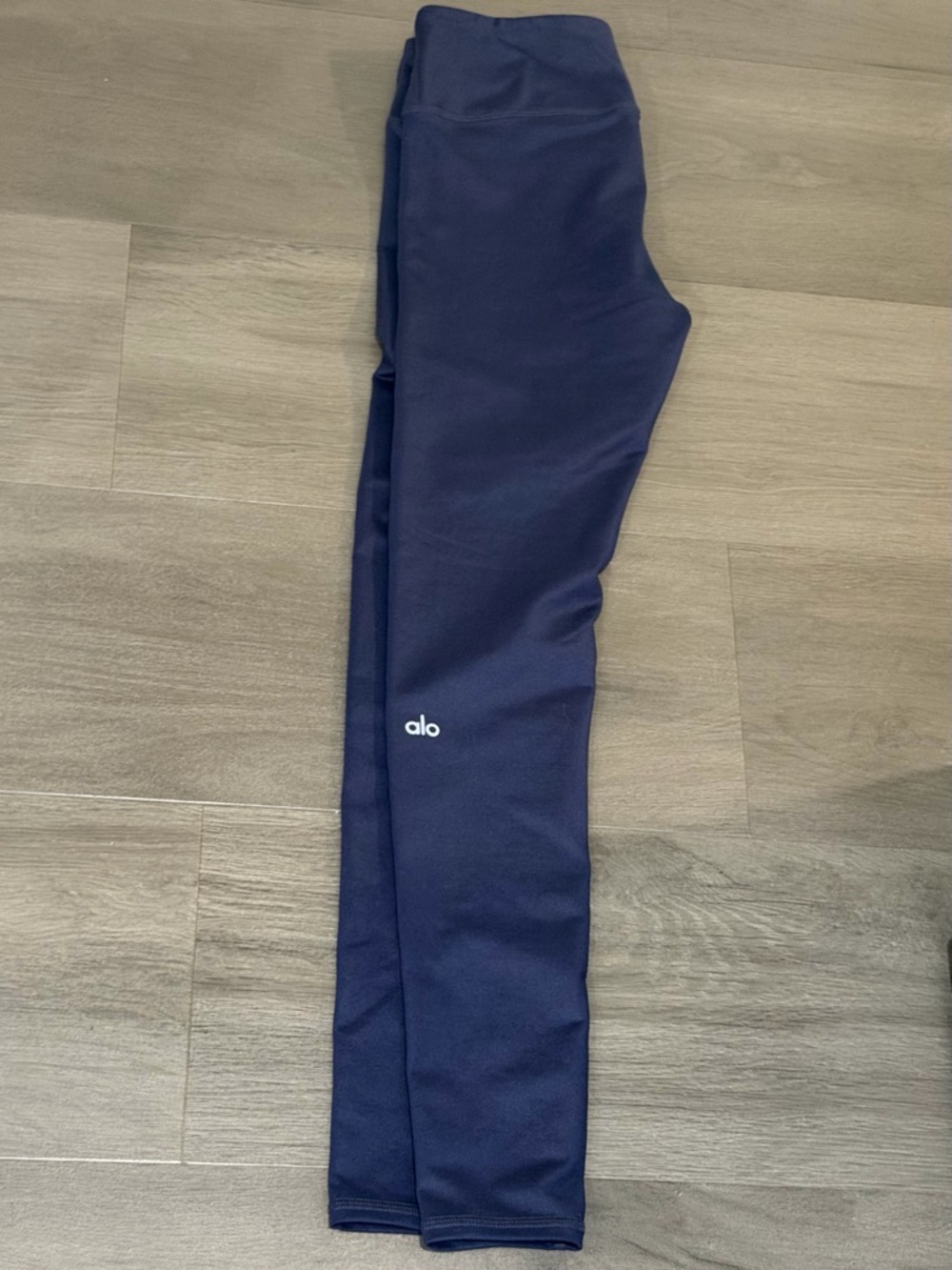 ALO Yoga Women's Navy Leggings with White Logo